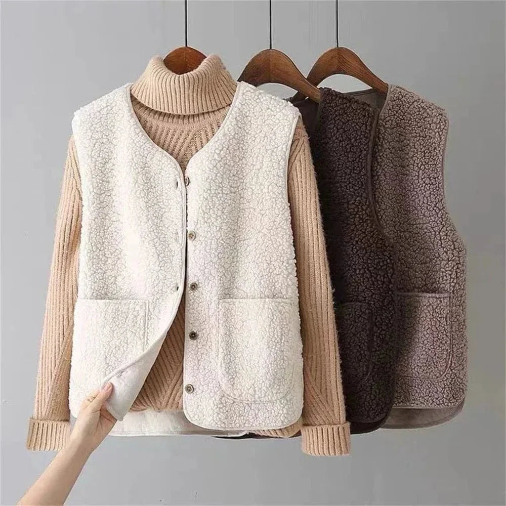 Sleeveless Buttoned Gilet for Women