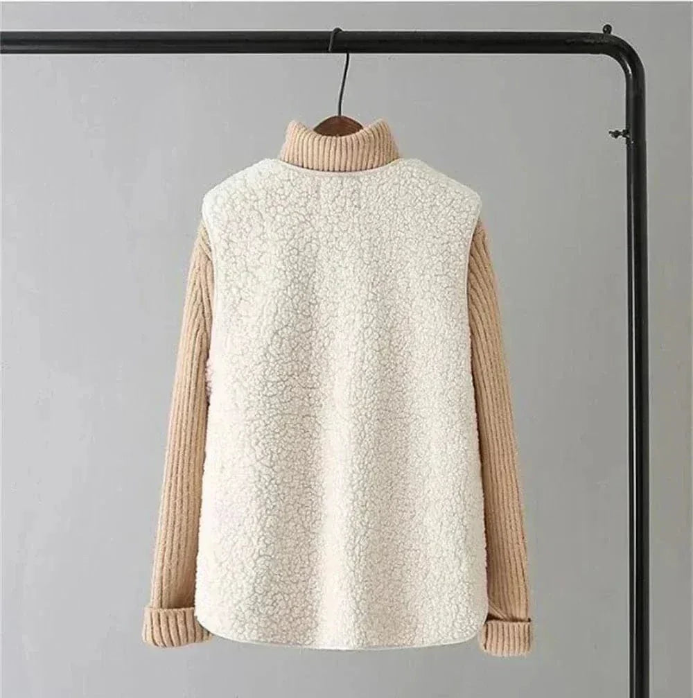 Sleeveless Buttoned Gilet for Women