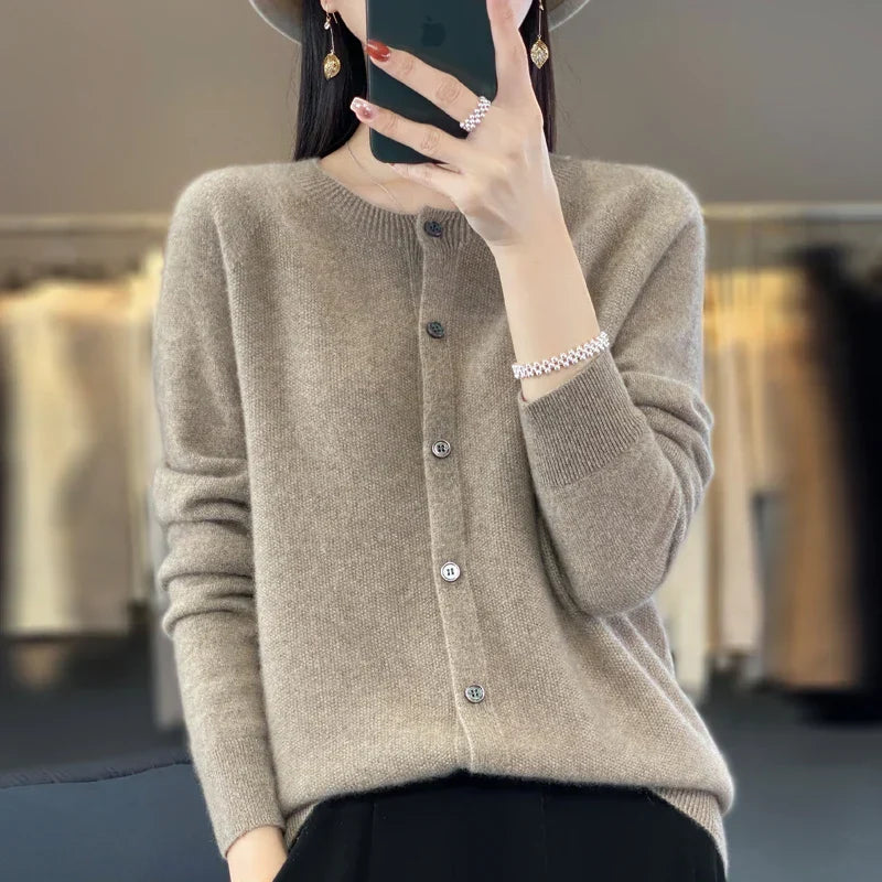 Eleanor | Women's Extra Fine Merino Wool Cardigan – Classic Knitwear