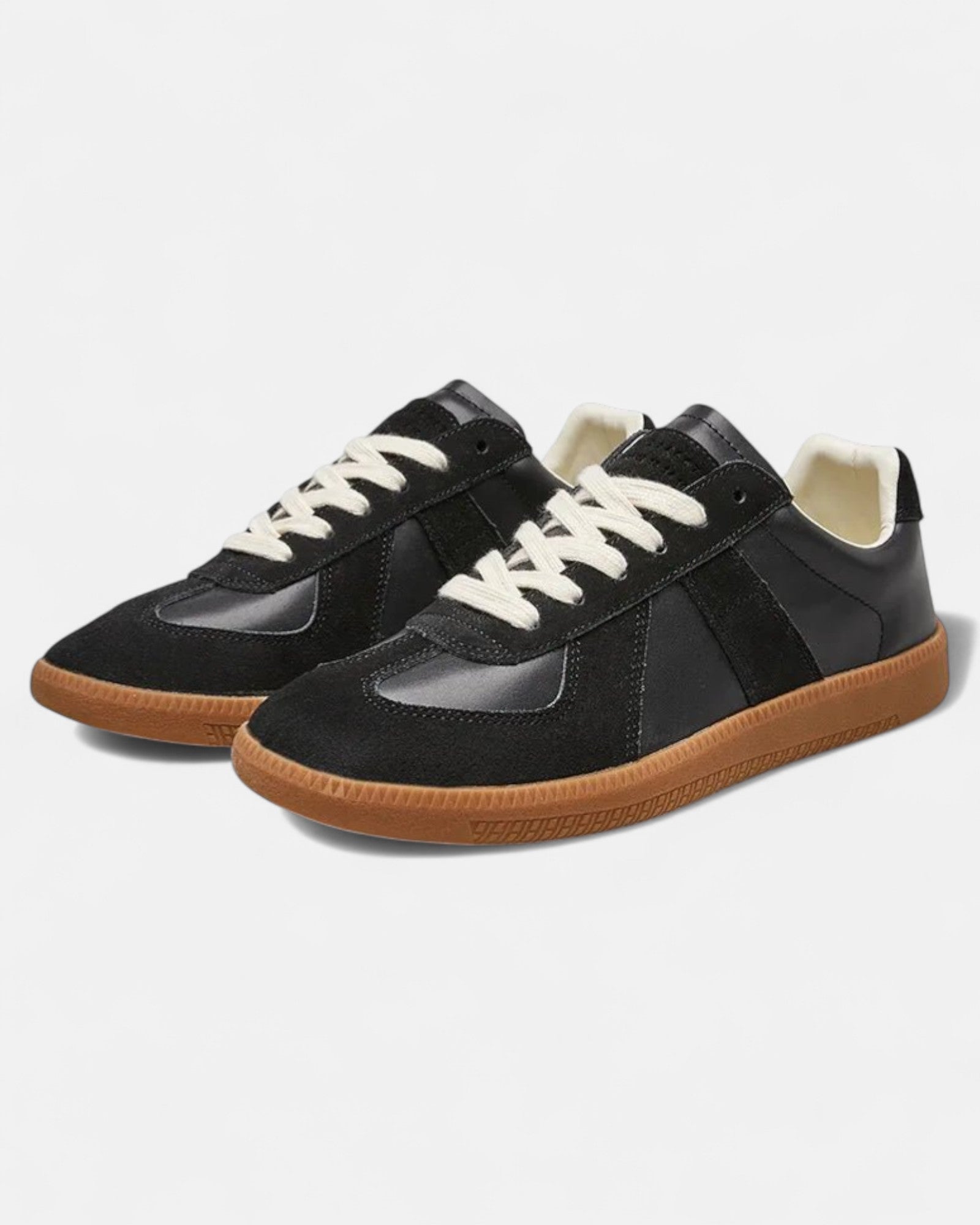 Retro Casual Shoes with Thick Soles – Trendy
