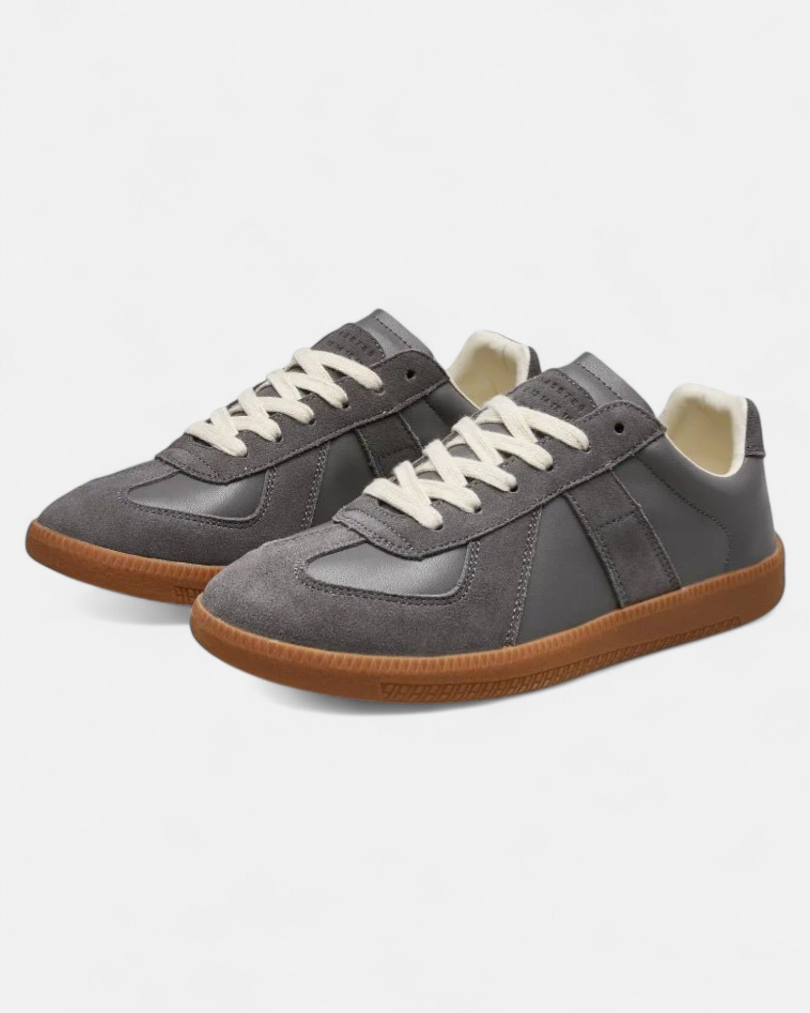 Retro Casual Shoes with Thick Soles – Trendy